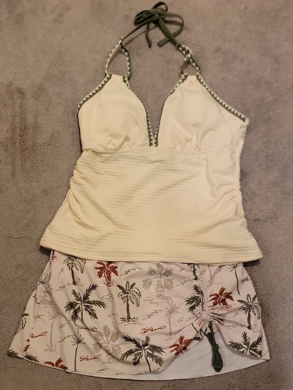 NWOT Cream Halter Tankini with Palm Print Skirt SZ L